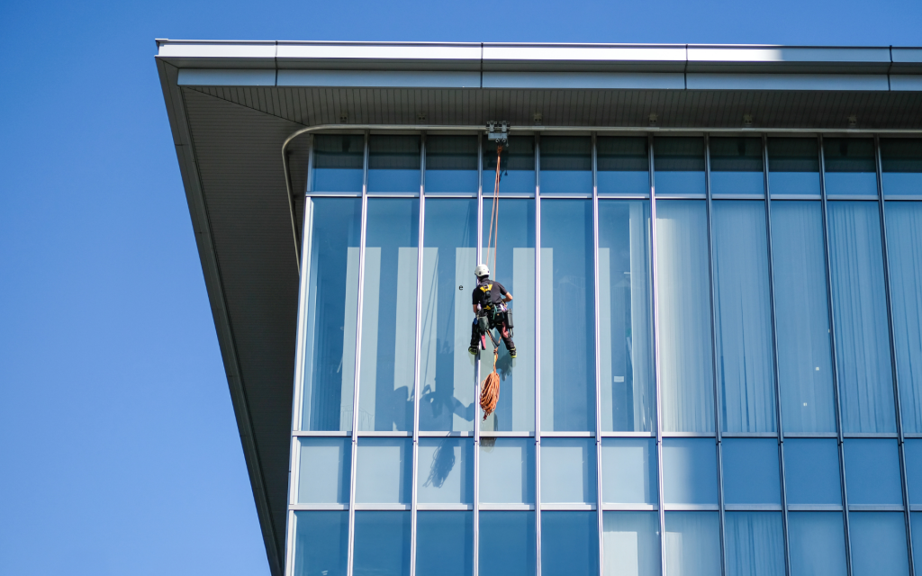 exterior window cleaning 2